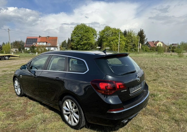 Opel Astra cena 29900 przebieg: 218000, rok produkcji 2014 z Rawa Mazowiecka małe 191